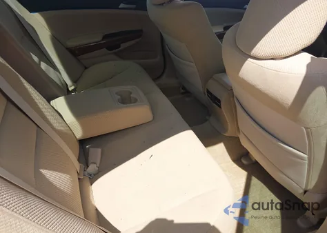 2012 Honda Accord 2.4 Ex z USA, uszkodzony, nr VIN 1HGCP2F73CA016105